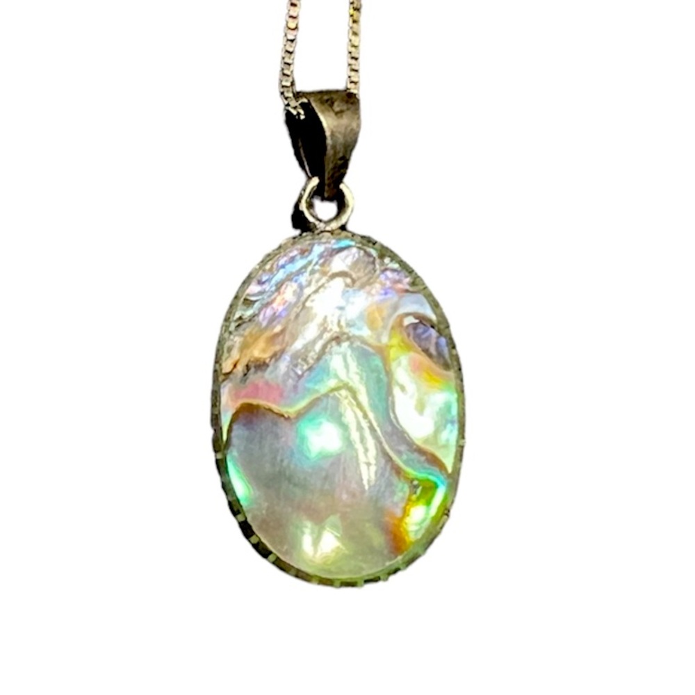 Sterling Silver .925 Abalone Shell Pendant with 18” Chain handmade in Thailand